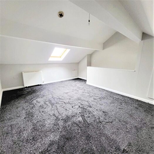 1 Bedroom Flat To Rent In High Street, Bentley, DN5