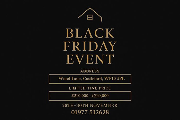 2 Bedroom Detached Bungalow For Sale In Wood Lane, Castleford, WF10