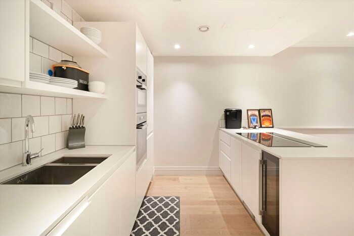 1 Bedroom Flat To Rent In Crisp Road, Hammersmith Riverside, W6