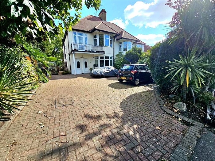 2 Bedroom Apartment For Sale In Eastwood Boulevard, Westcliff On Sea, Westcliff On Sea, SS0