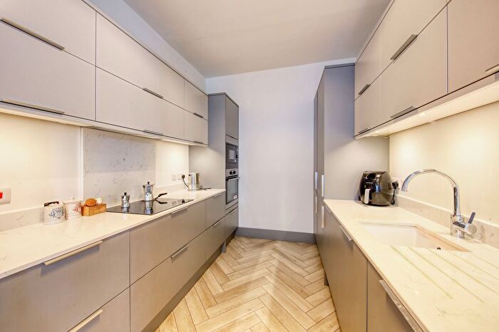 1 Bedroom Flat To Rent In Netherwood Road, London, W14