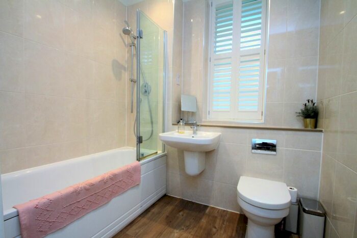 1 Bedroom Flat To Rent In Upper Shoreham Road, Shoreham-By-Sea, BN43