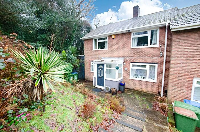 3 Bedroom Semi-Detached House For Sale In Blendworth Lane, Southampton, Hampshire, SO18