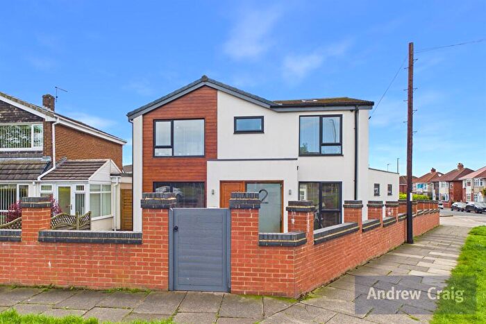 5 Bedroom Detached House For Sale In King George Road, South Shields, NE34
