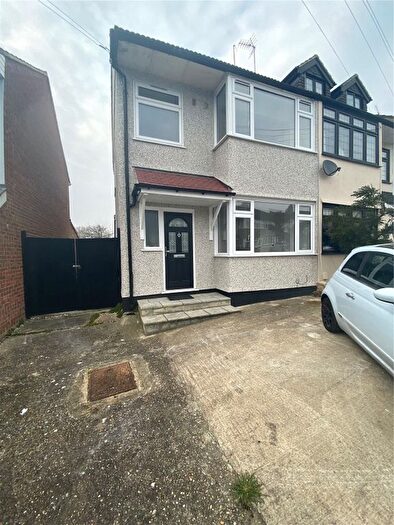 3 Bedroom Semi-Detached House To Rent In Macdonald Avenue, Hornchurch, Essex, RM11