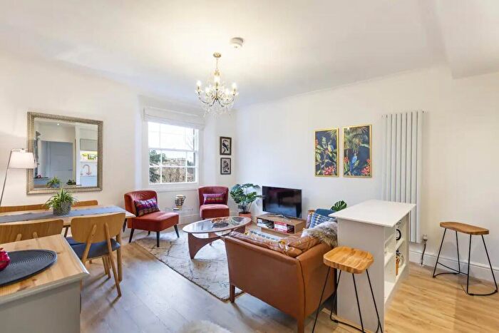 2 Bedroom Apartment For Sale In Lower Ground Floor, Dover Place, Clifton, BS8
