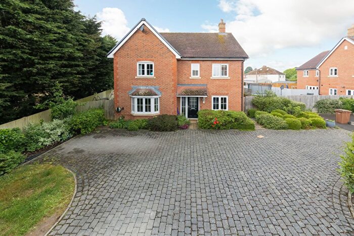 4 Bedroom Detached House For Sale In Beaker Place, Milton, OX14