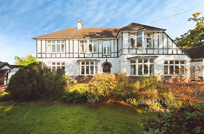 5 Bedroom Detached House For Sale In Llandennis Avenue, Cyncoed, Cardiff, CF23