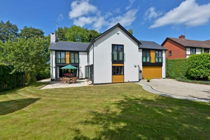 5 Bedroom Terraced House To Rent In The Drive, Godalming, Surrey, GU7