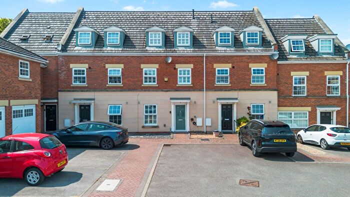4 Bedroom Terraced House For Sale In Lingley Road, Great Sankey, WA5