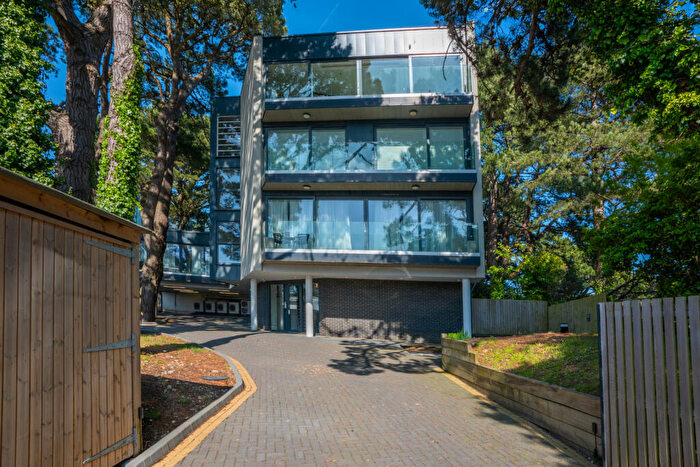 2 Bedroom Apartment For Sale In Banks Road, Sandbanks, Poole, Dorset, BH13