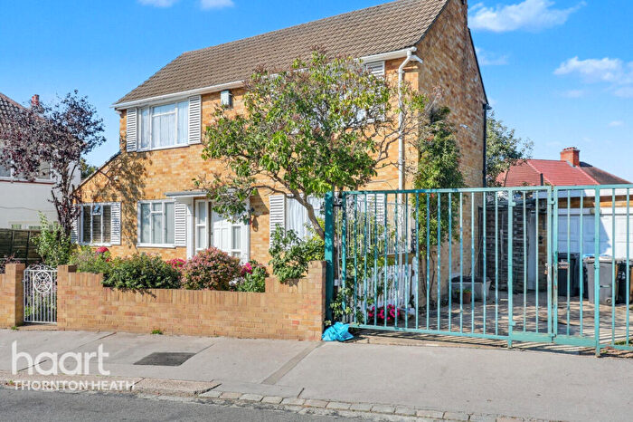 3 Bedroom Detached House For Sale In Milner Road, Thornton Heath, CR7
