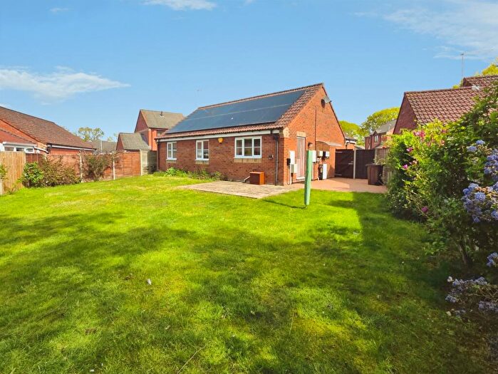 3 Bedroom Detached Bungalow For Sale In Maple Drive, Necton, Swaffham, PE37