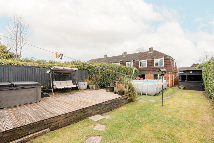 3 Bedroom End Of Terrace House For Sale In Gipsy Patch Lane, Little Stoke, Bristol, BS34