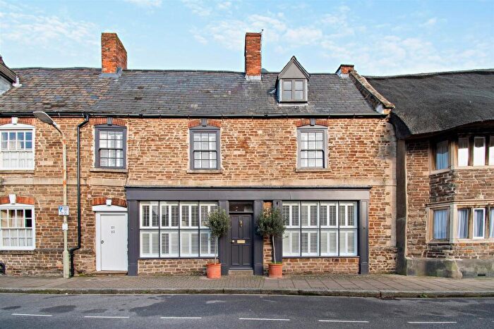 4 Bedroom Character Property For Sale In Northgate, Oakham, Rutland, LE15