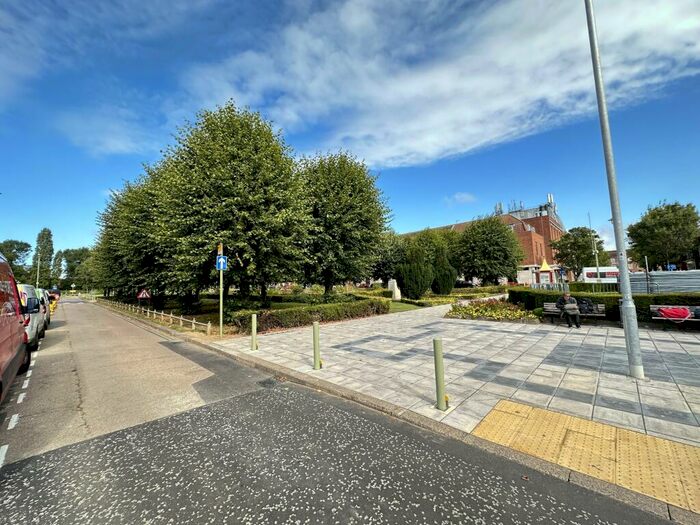 1 Bedroom Flat For Sale In Flat, Wigmores South, Welwyn Garden City, Hertfordshire, AL8