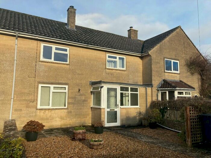 3 Bedroom Terraced House To Rent In Church Fields, BA15