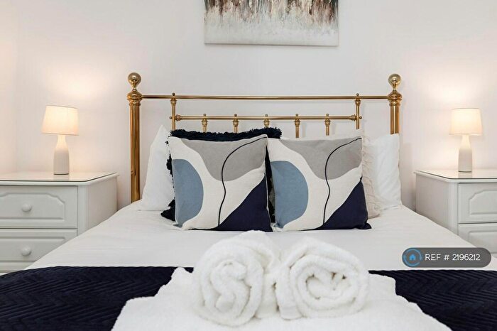 2 Bedroom Flat To Rent In Perfect For Short / Long Stays, Brighton, BN1