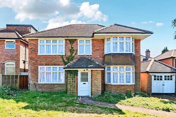 4 Bedroom Detached House To Rent In Hartsbourne Road, Watford, Bushey Heath, WD23