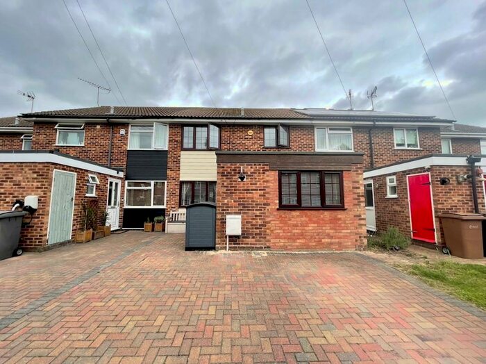 4 Bedroom Terraced House To Rent In Elgin Avenue, Chelmsford, CM1