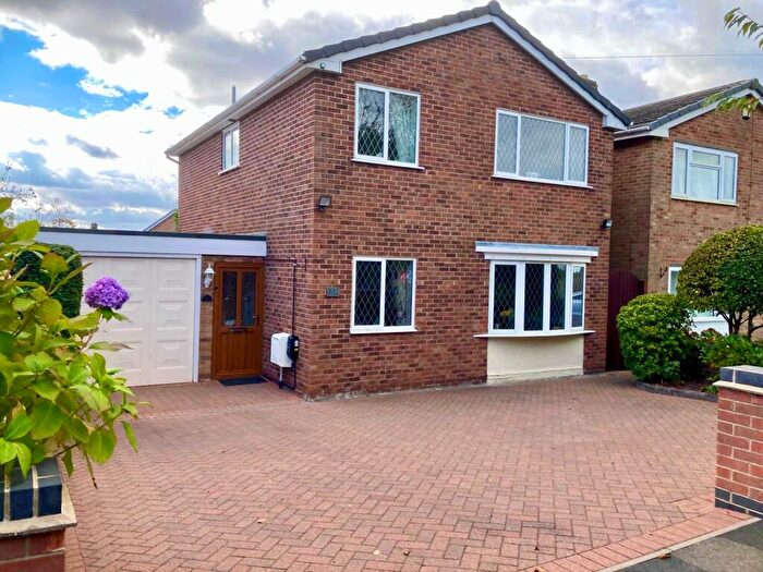 4 Bedroom Detached House For Sale In Cauldwell Road, Linton, Swadlincote, DE12