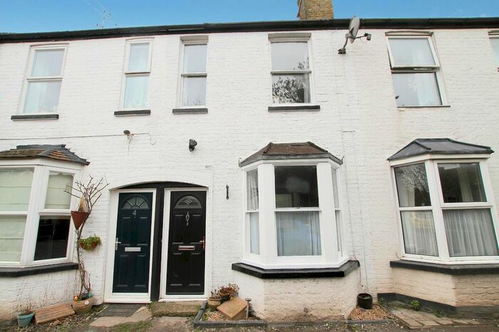 2 Bedroom Property To Rent In Orchard Row, Herne, Herne Bay, CT6