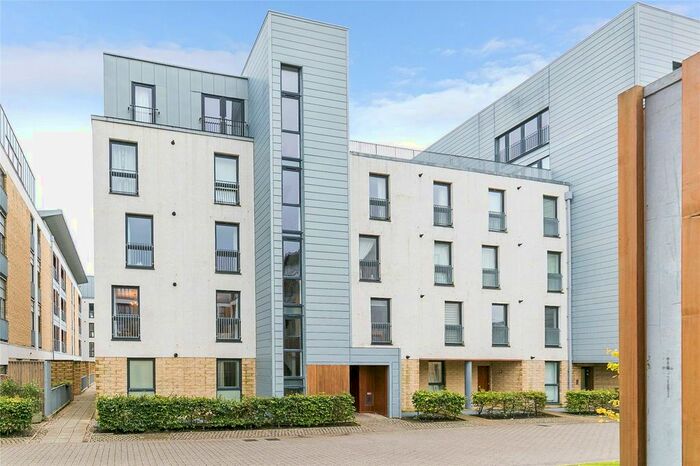 2 Bedroom Flat To Rent In Kimmerghame Path, Edinburgh, EH4