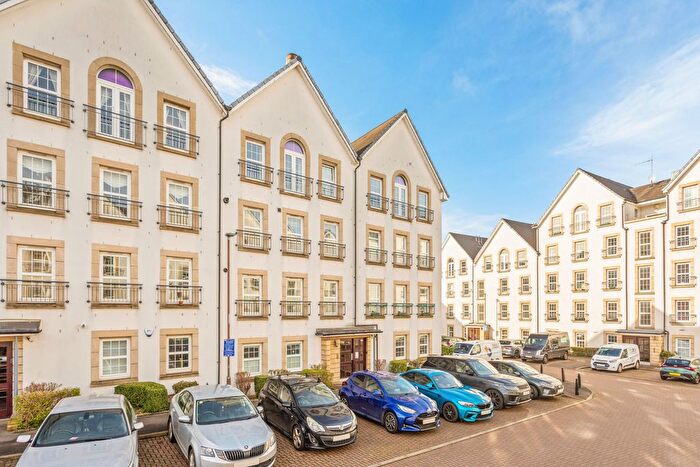 2 Bedroom Flat For Sale In / Dalry Gait, Dalry, Edinburgh, EH11