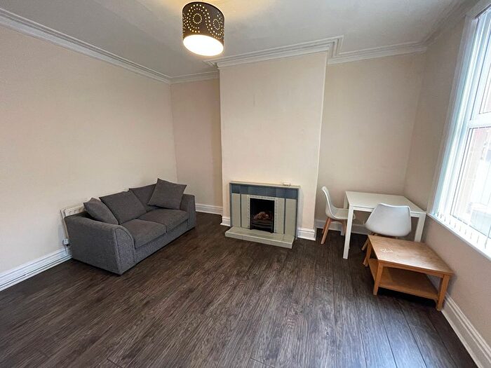 2 Bedroom Terraced House To Rent In Harold Walk, Leeds, LS6