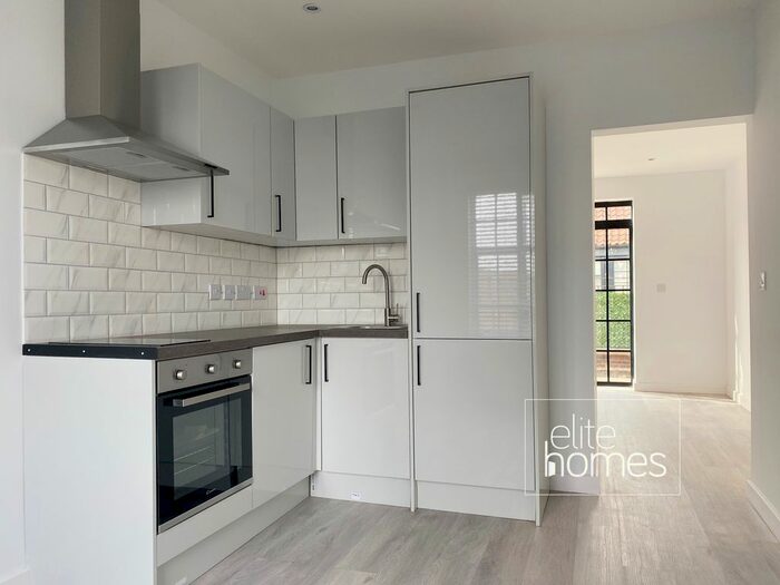 1 Bedroom Flat To Rent In High Road, London, N17