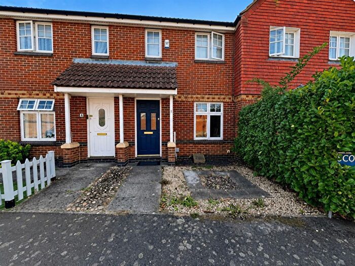 2 Bedroom Terraced House For Sale In Scotsmanclose, Minster, ME12