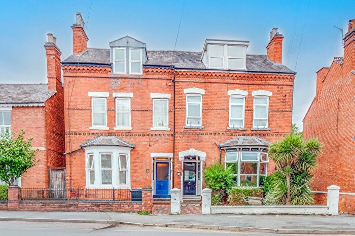 1 Bedroom Flat For Sale In Evesham Place, Stratford-Upon-Avon, CV37
