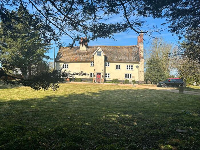 4 Bedroom Farmhouse To Rent In Becks Green Lane, Ilketshall St Andrew, NR34
