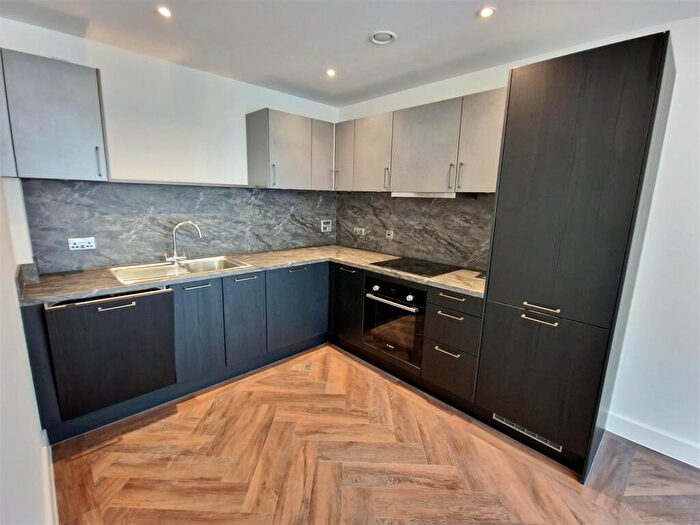 2 Bedroom Apartment To Rent In Gunsmith House, Price Street, Birmingham, B4