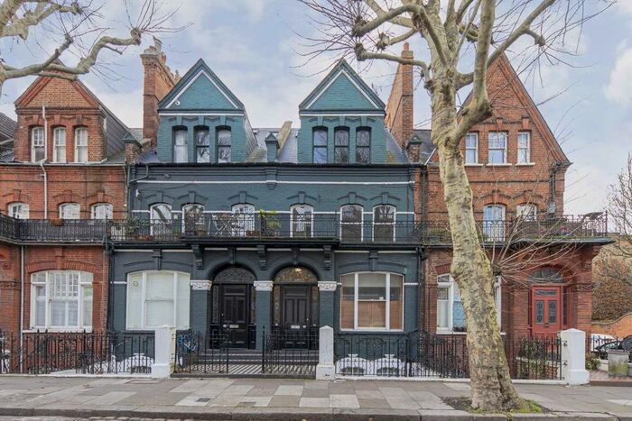 2 Bedroom Flat To Rent In Vereker Road, London, W14