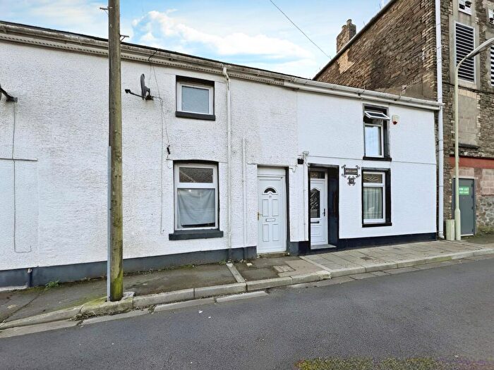 2 Bedroom House To Rent In Maxwell Street, CF43