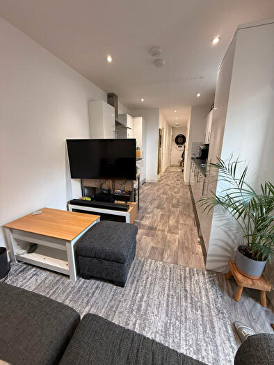 1 Bedroom Flat To Rent In London, E18