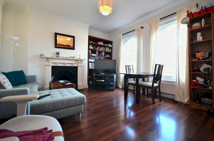 2 Bedroom Flat To Rent In Alfred Road, London, W3