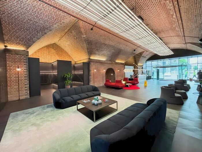 2 Bedroom Apartment To Rent In Viadux, Deansgate, M3