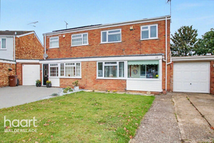 3 Bedroom Semi Detached House For Sale In Tadburn Green, Chatham, ME5