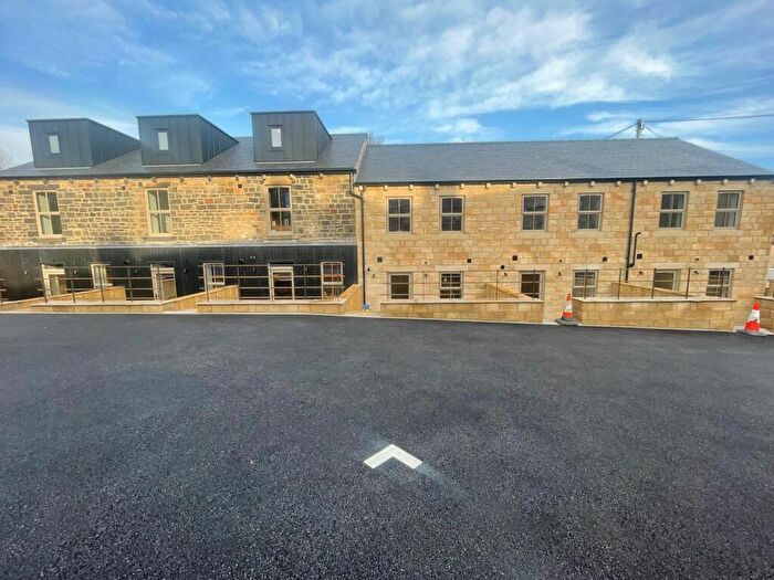 3 Bedroom Terraced House To Rent In The Old Mill, Greengate, BD20