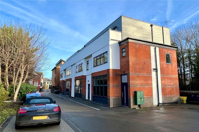 1 Bedroom Apartment To Rent In Station Road, Bourne End, SL8