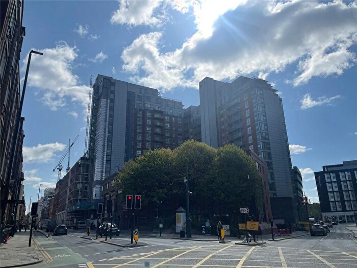 2 Bedroom Apartment To Rent In West Point, Wellington Street, Leeds, LS1
