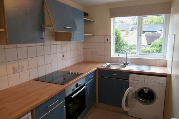 1 Bedroom Flat To Rent In Lister Street, Nuneaton, CV11