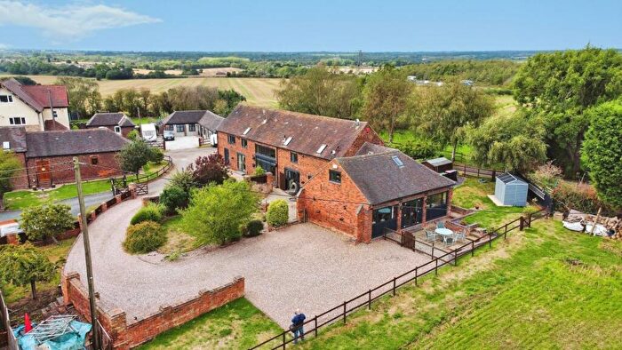 4 Bedroom Detached House For Sale In Meadow Barn, Tamworth, B78