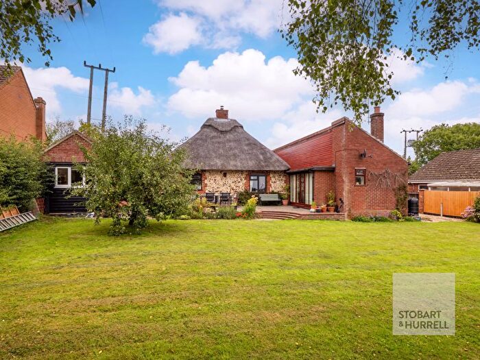 3 Bedroom Detached Bungalow For Sale In Thatched Cottage, Middle Road, Great Plumstead, Norfolk, NR13