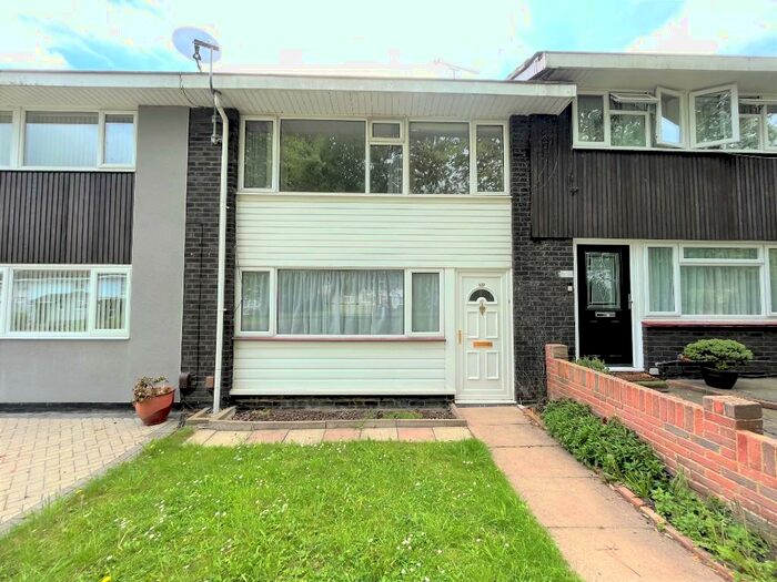 3 Bedroom Terraced House To Rent In Woolmer Green, Basildon, Essex, SS15
