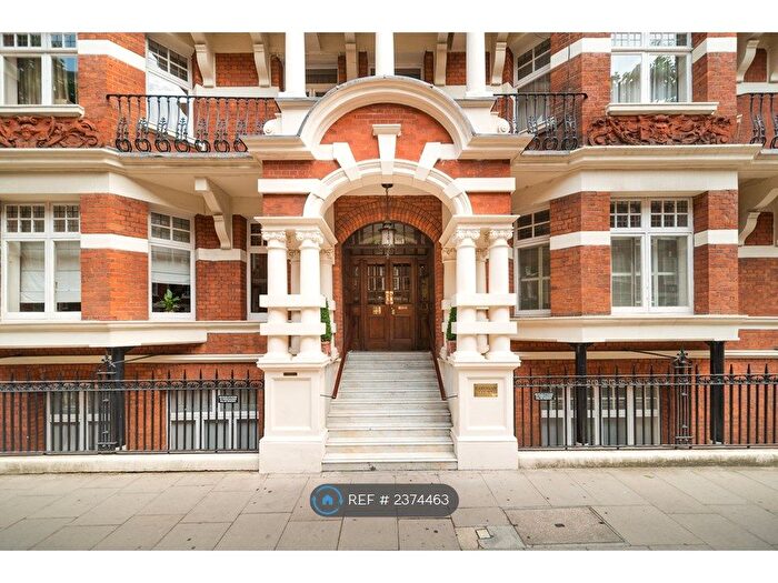 1 Bedroom Flat To Rent In Cadogan Court, London, SW3