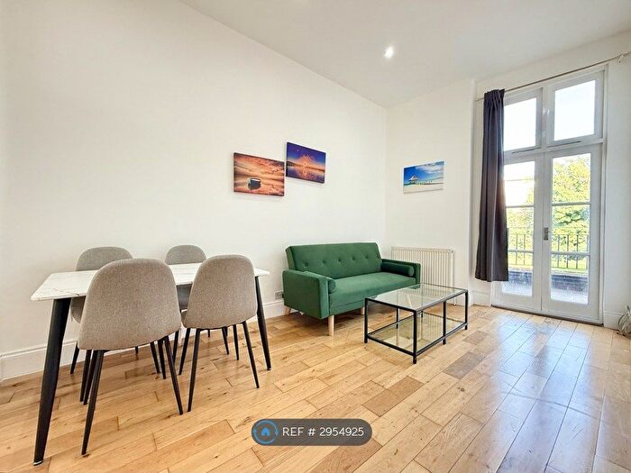 1 Bedroom Flat To Rent In Brixton Hill, London, SW2