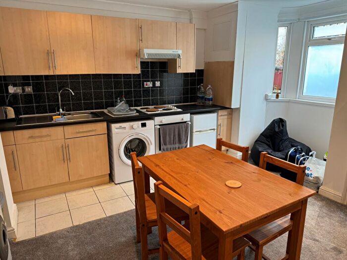 1 Bedroom Flat To Rent In Whitstable Road, Canterbury, CT2